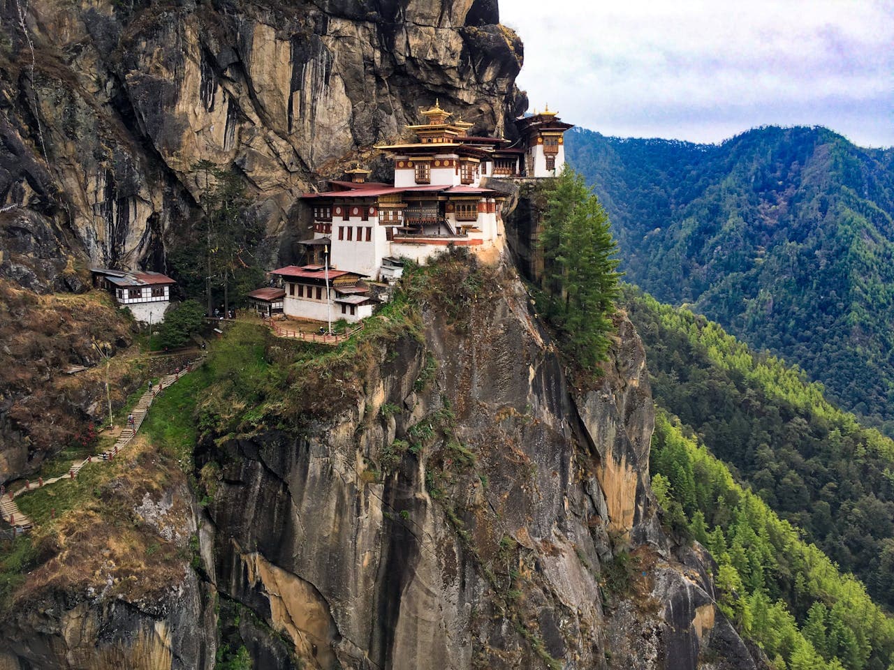 Bhutan Family Holiday – 6 Nights / 7 Days